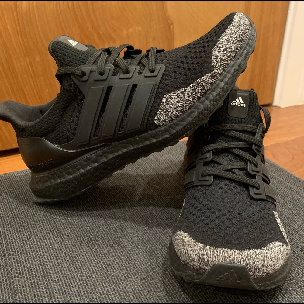 Ultraboost 1.0 DNA CORE BLACK OREO TOE - Size 7.5